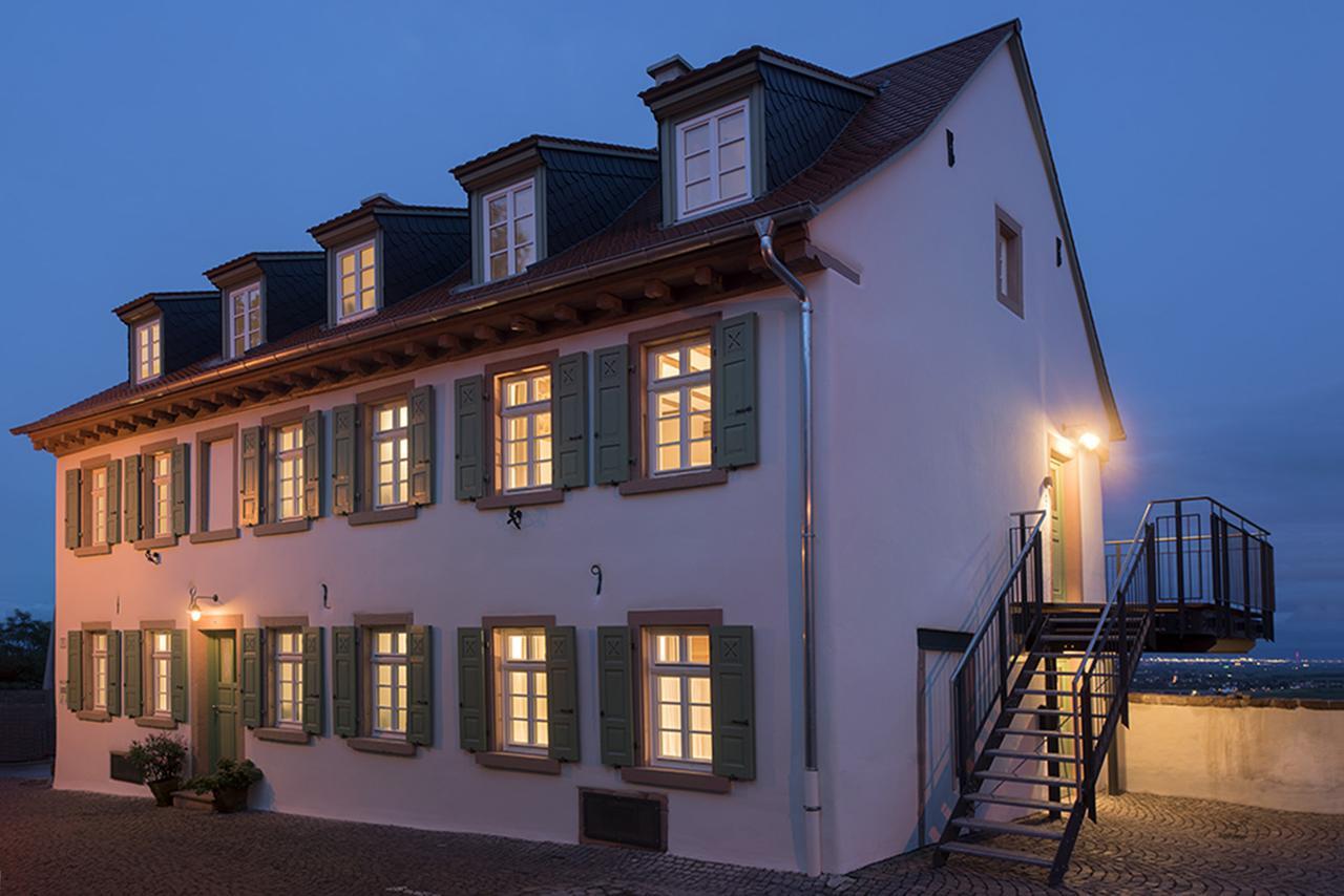 Burggarten Appartements Neuleiningen Esterno foto